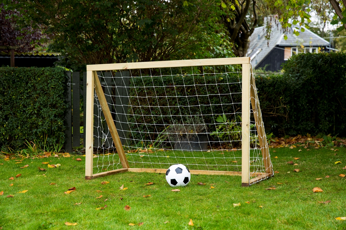 Billede af Fodboldmål i TRÆ - 150 cm x 120 cm med net - KRAFTIG KVALITET - HURTIG LEVERING