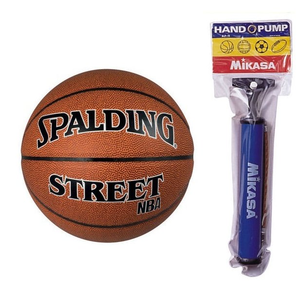 Spalding Street NBA Outdoor basketball 5 med pumpe